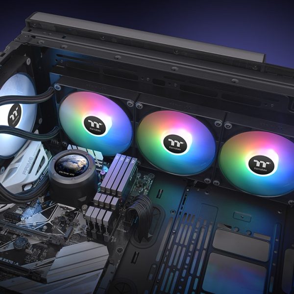Thermaltake TH420 V2 Ultra ARGB Sync All-In-One Liquid Cooler, 480 x 480 resolution LCD Display, Black - Image 2