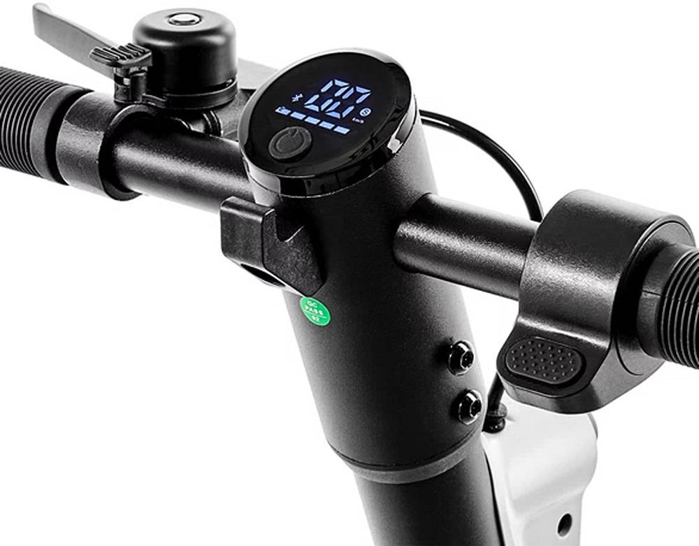Argento Active EVO Safe Ride E-Scooter with Turn Signals, 350W Engine, Up to 25km Travel Range, 25km/h Top Speed, Black