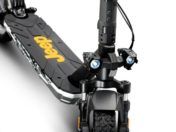 Jeep 2xe Urban Camou Electric Scooter, 45km Range, 25km/h Max Speed, 48V 9.6Ah 461Wh Battery, Cruise Control, LED Lamps, Tubeless Front/Rear Tires, Foldable & Portable, Black - Image 3