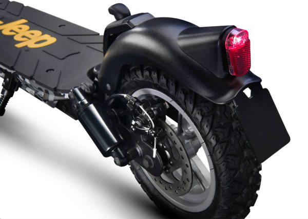 Jeep 2xe Urban Camou Electric Scooter, 45km Range, 25km/h Max Speed, 48V 9.6Ah 461Wh Battery, Cruise Control, LED Lamps, Tubeless Front/Rear Tires, Foldable & Portable, Black - Image 7