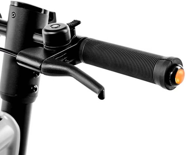 Argento Active EVO Safe Ride E-Scooter with Turn Signals, 350W Engine, Up to 25km Travel Range, 25km/h Top Speed, Black - Image 3